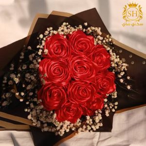 باقة ورد ساتان لون احمر